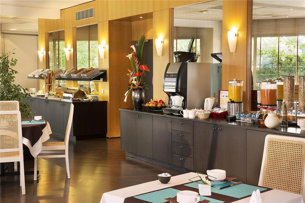 Oceania Quimper Hotel Restaurant photo